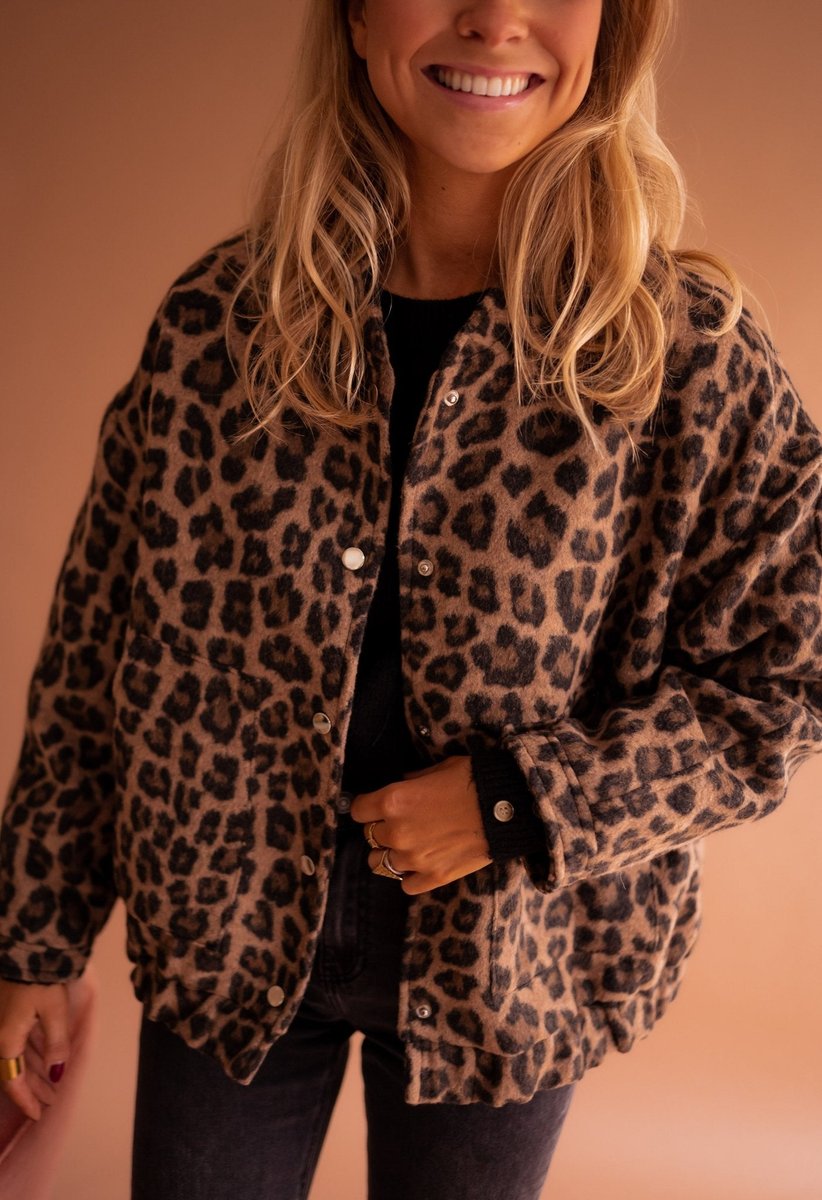 Evelyn Women's Quilted Jacket | Oversized Fit, Leopard Print 0