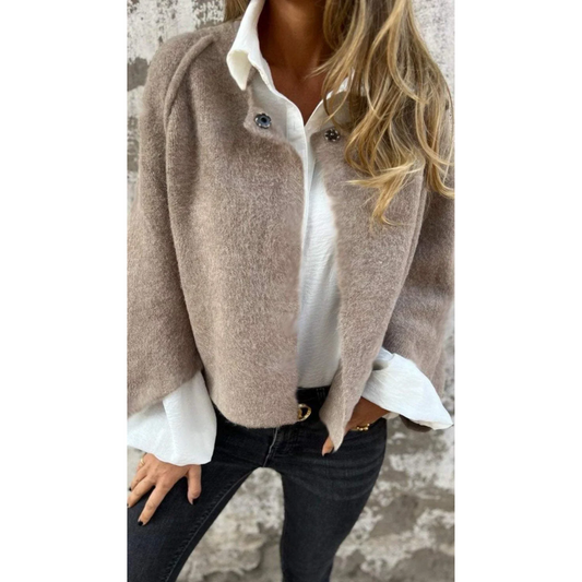 Vera Women's Coat | Elegant Design, Warm Fabric, Available in Multiple Colors